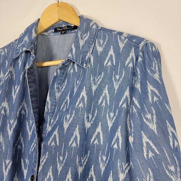 Velvet Heart Women's Chambray Button Down Denim Top With White Pattern Size M - Picture 3 of 13
